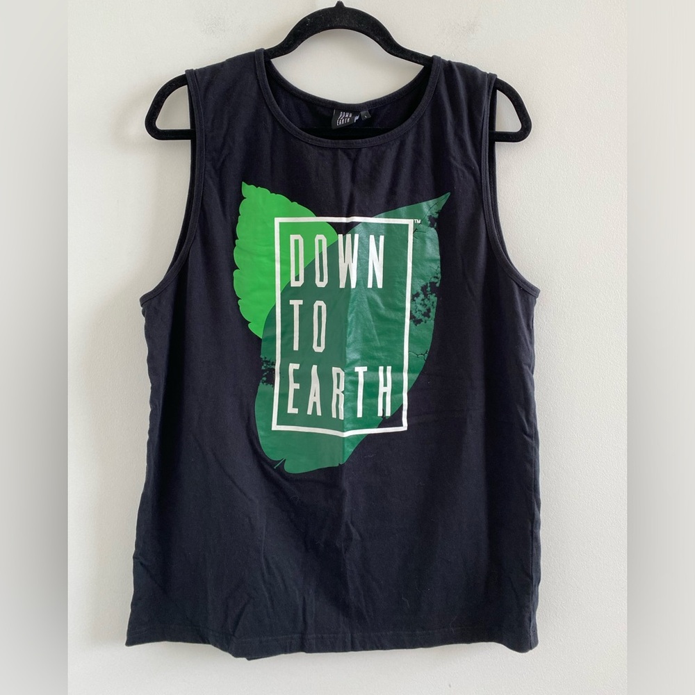 Down To Earth Black and Green Graphic Muscle Tank Size Large